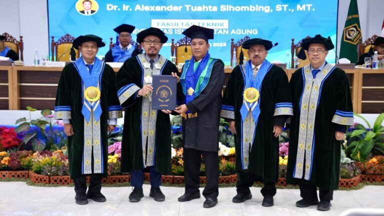 Ir Alexander Tuahta Sihombing ST MT Raih Gelar Doktor
