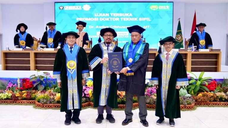 Awliya Tribhuwana ST MT Raih Gelar Doktor