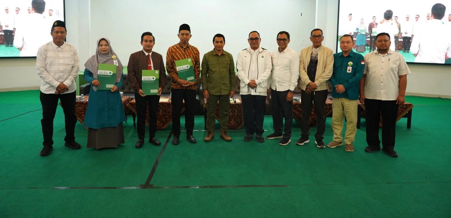 Pengarahan dan Penyerahan SK Pengangkatan Calon Pegawai dan Pegawai Tetap YBW-SA