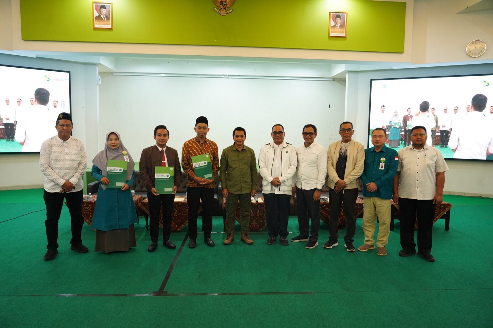 Pengarahan dan Penyerahan SK Pengangkatan Calon Pegawai dan Pegawai Tetap YBW-SA