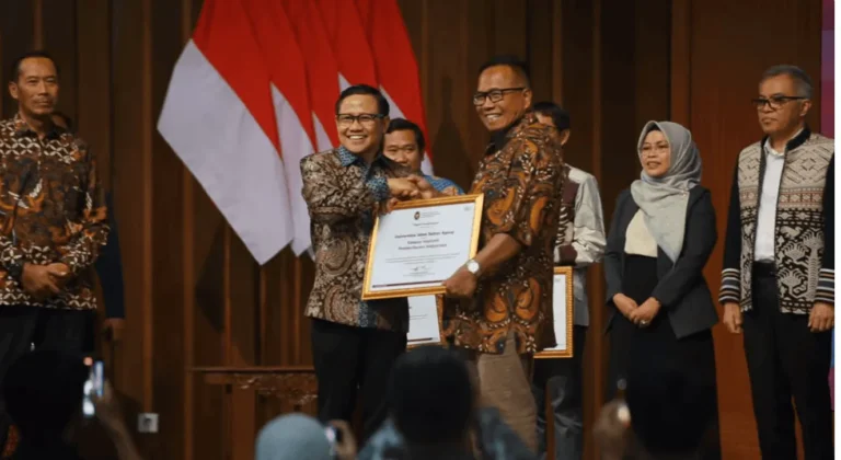 UNISSULA Raih Penghargaan atas Komitmen dalam Pengentasan Kemiskinan